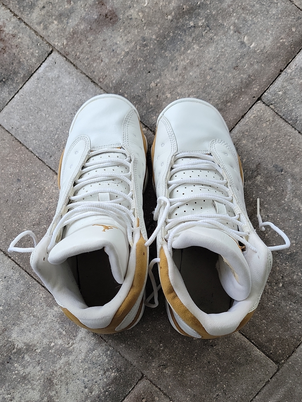 Air Jordan 13 Retro White and Wheat Sneakers Y Sz 7 Year 2004 - Picture 7 of 11